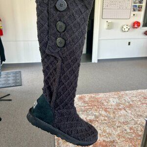 Women's UGG Lattice Cardy Black Boots - Size 9